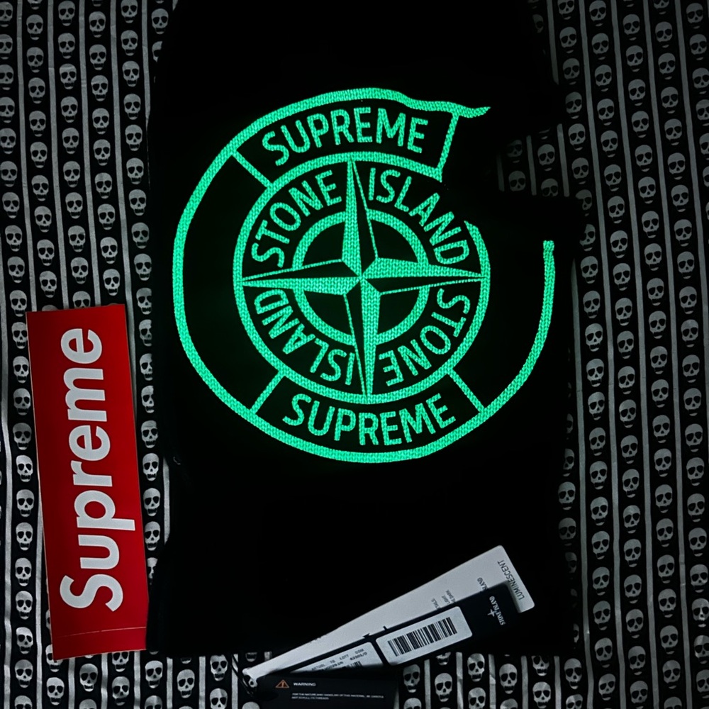 Supreme x Stone Island balaclava Glow RARE